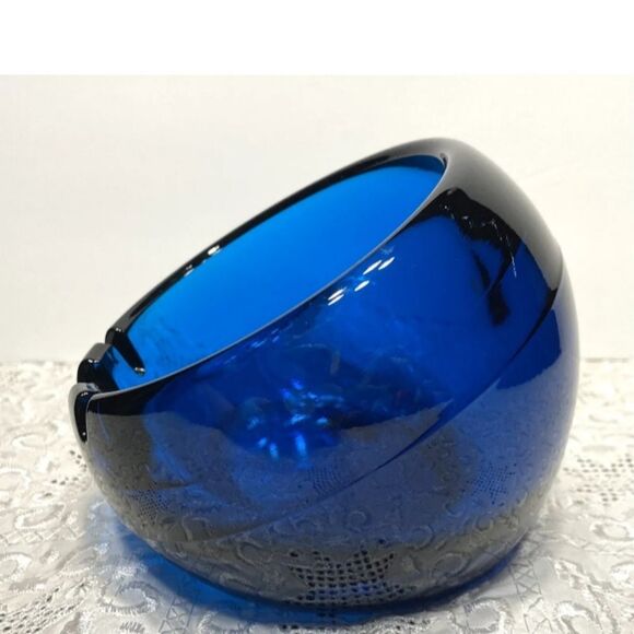 Vintage Cobalt Blue Orb Ashtrsy 6in heavy. Rare 5LB - Picture 2 of 8